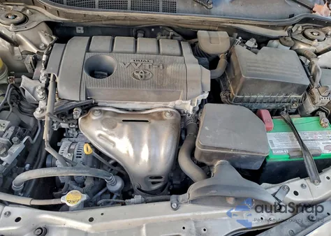 2011 Toyota Camry Base z USA, uszkodzony, nr VIN 4T1BF3EK7BU212937